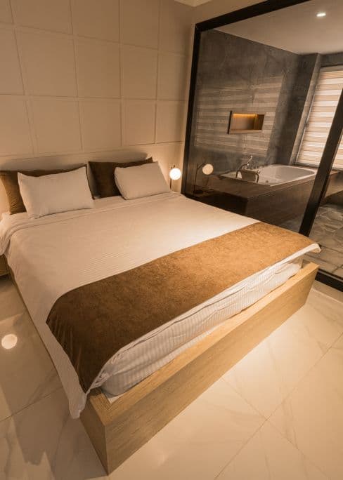 سوئیت رویال دو تخته ویژه